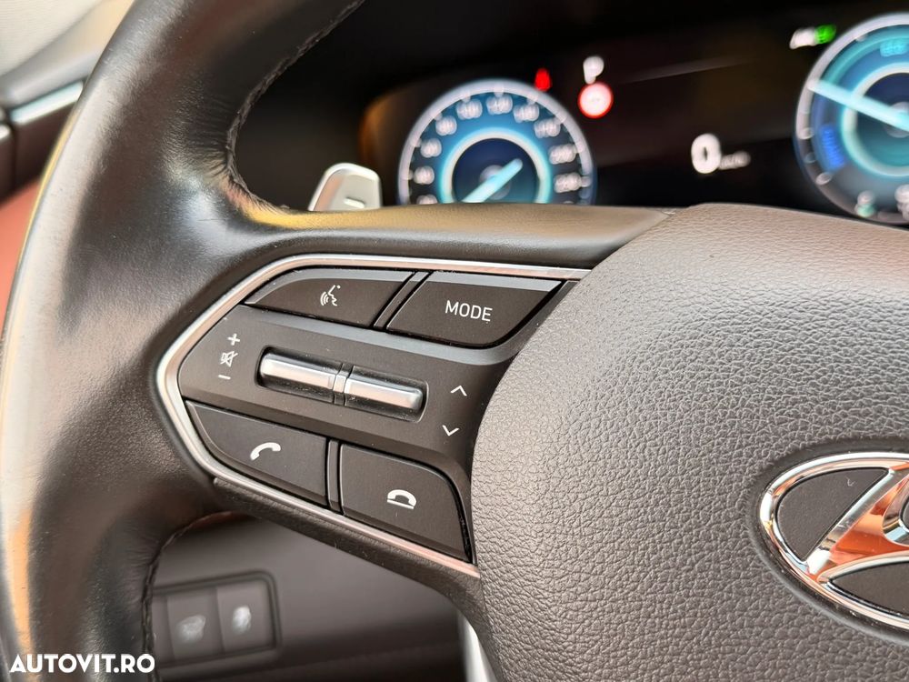 Hyundai Santa Fe 1.6 Plugin-Hybrid 4WD SEVEN Signature - 24