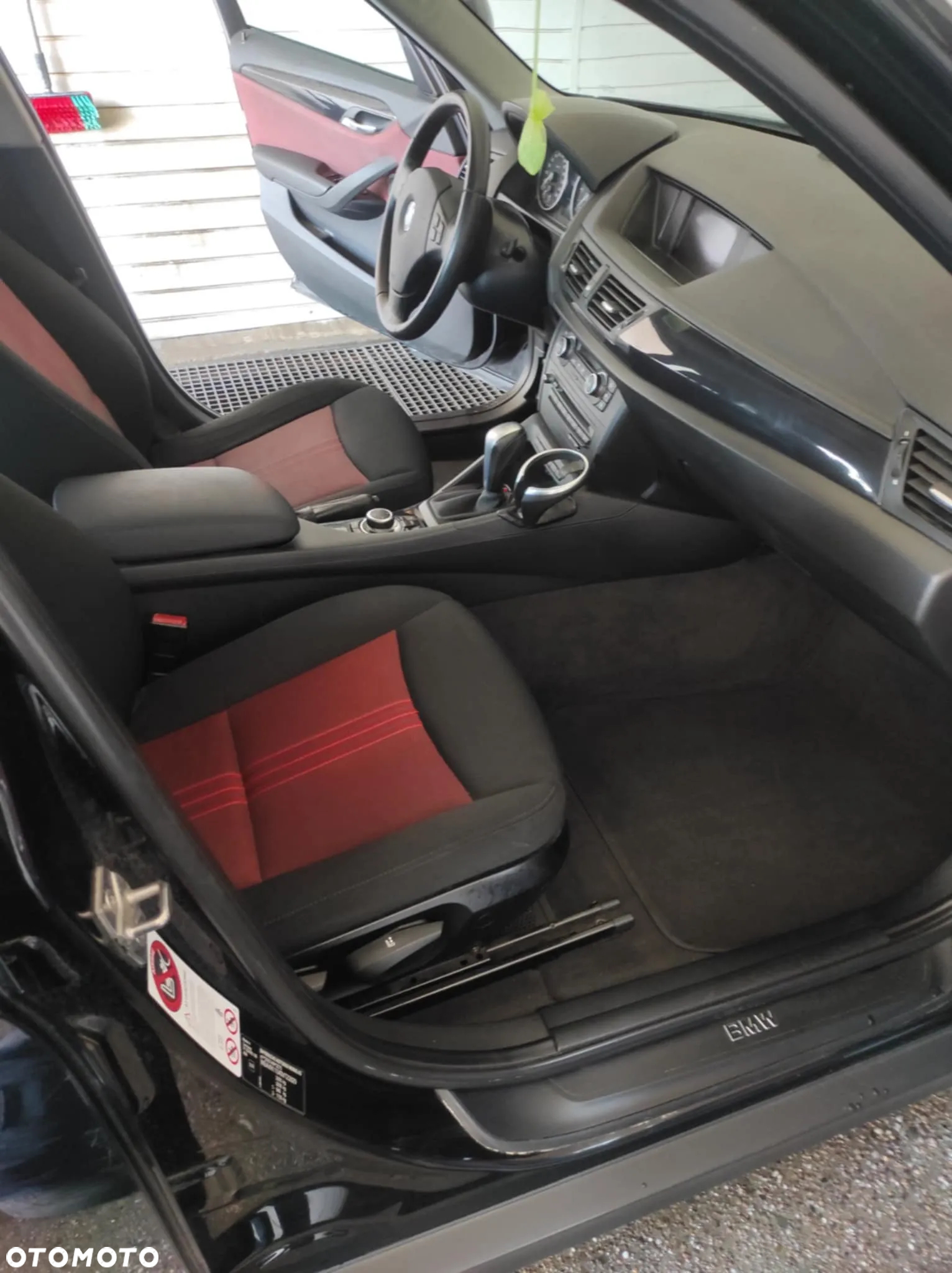 BMW X1 sDrive18d - 10