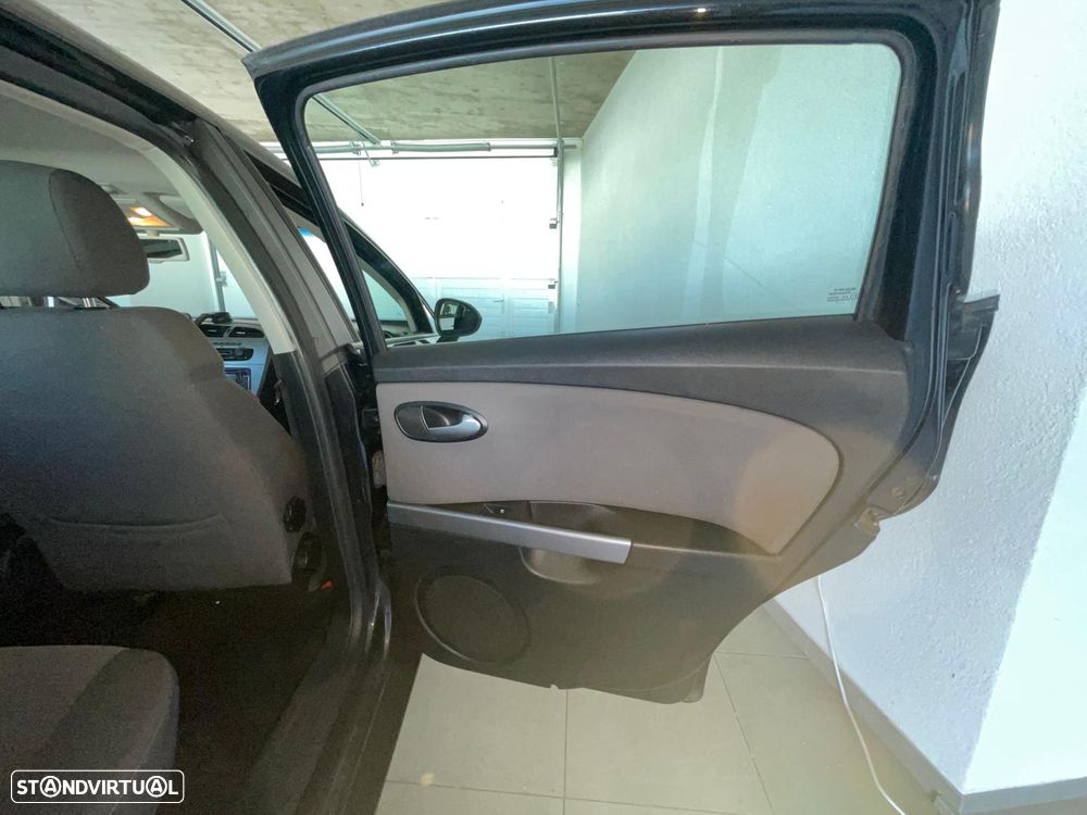 SEAT Leon 1.6 TDI ECOMOTIVE Style - 12