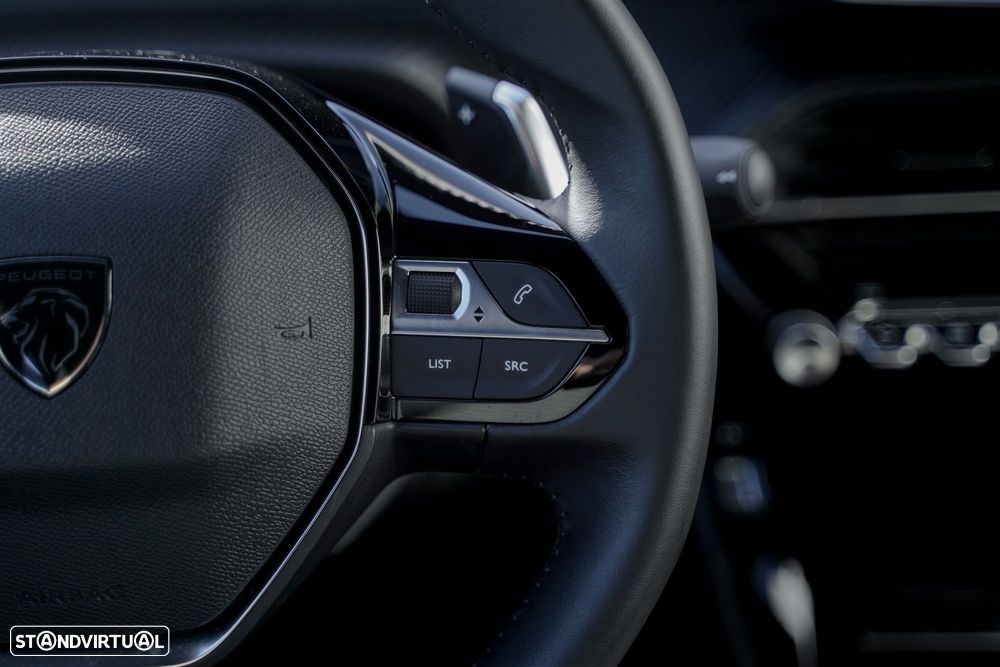 Peugeot 2008 1.2 Hybrid Allure e-DCS6 - 22