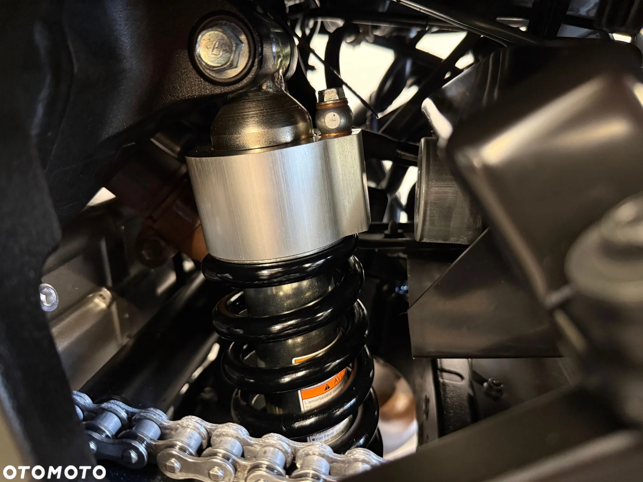 Suzuki V-STROM - 18