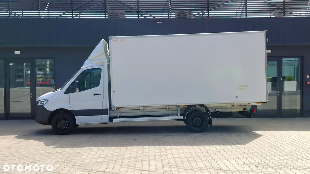 Mercedes-Benz Sprinter - 6
