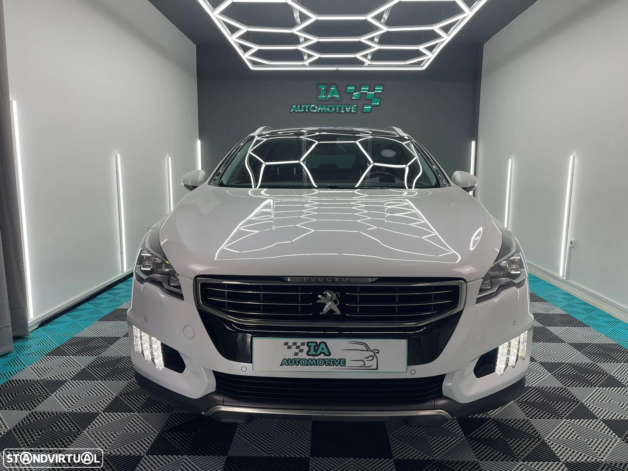 Peugeot 508 RXH 2.0 HDi Hybrid4 2-Tronic - 2