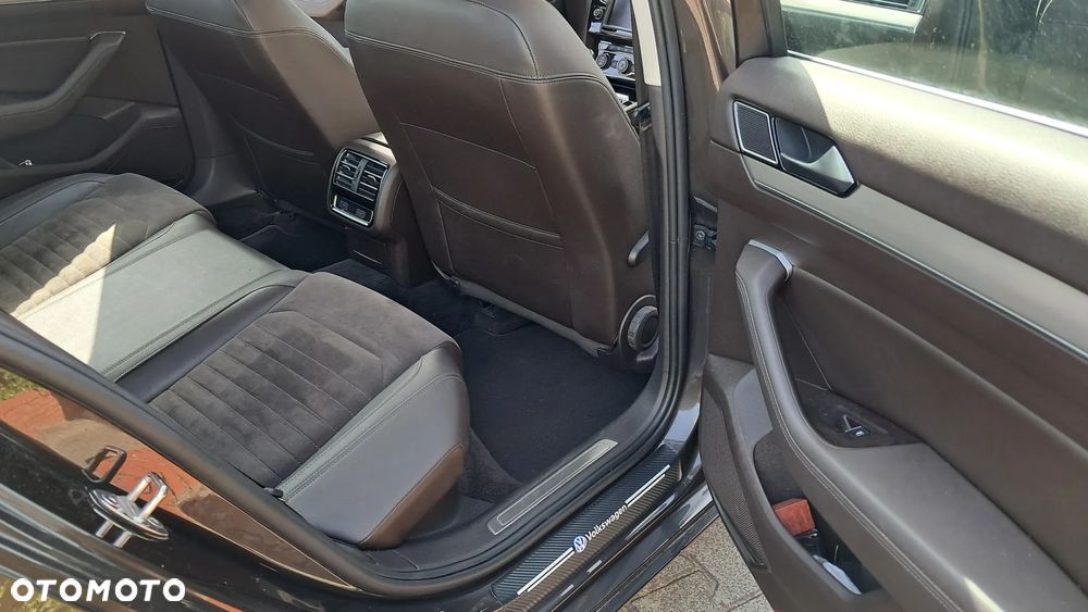 Volkswagen Passat 1.8 TSI BMT Highline - 21