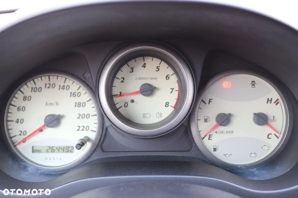 Toyota RAV4 4x4 - 36
