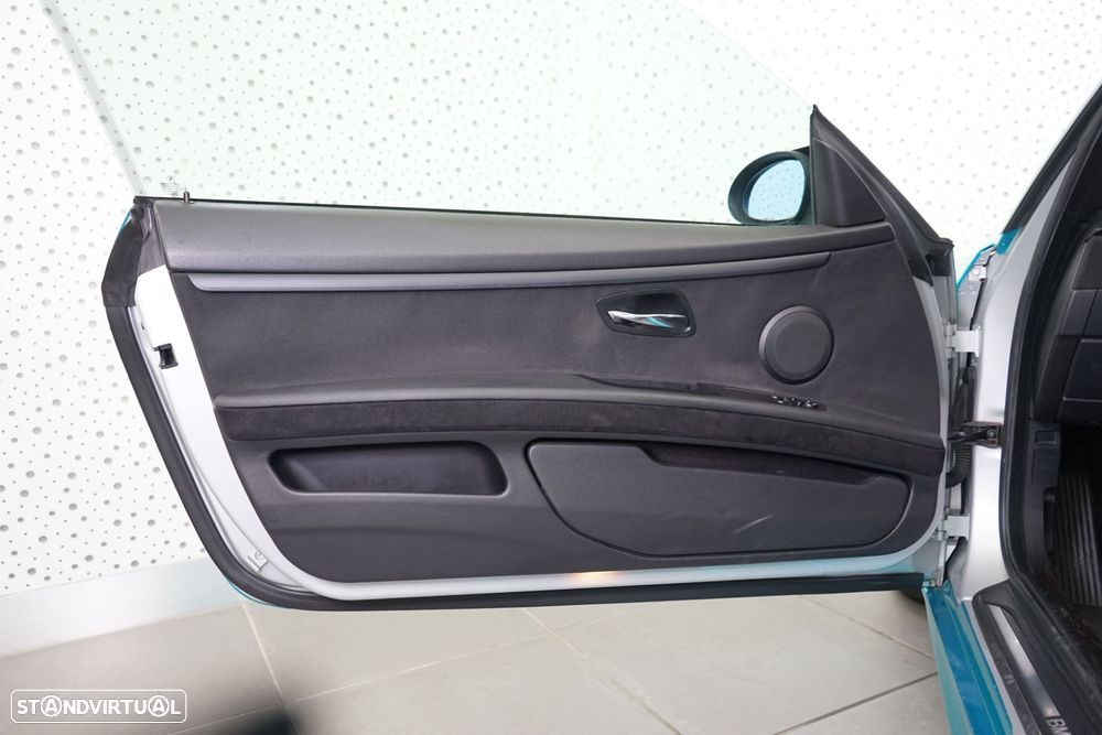 BMW 320 d Coupe Auto - 22