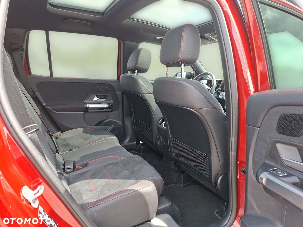 Mercedes-Benz GLB 220 mHEV 4-Matic AMG Line 8G-DCT - 15