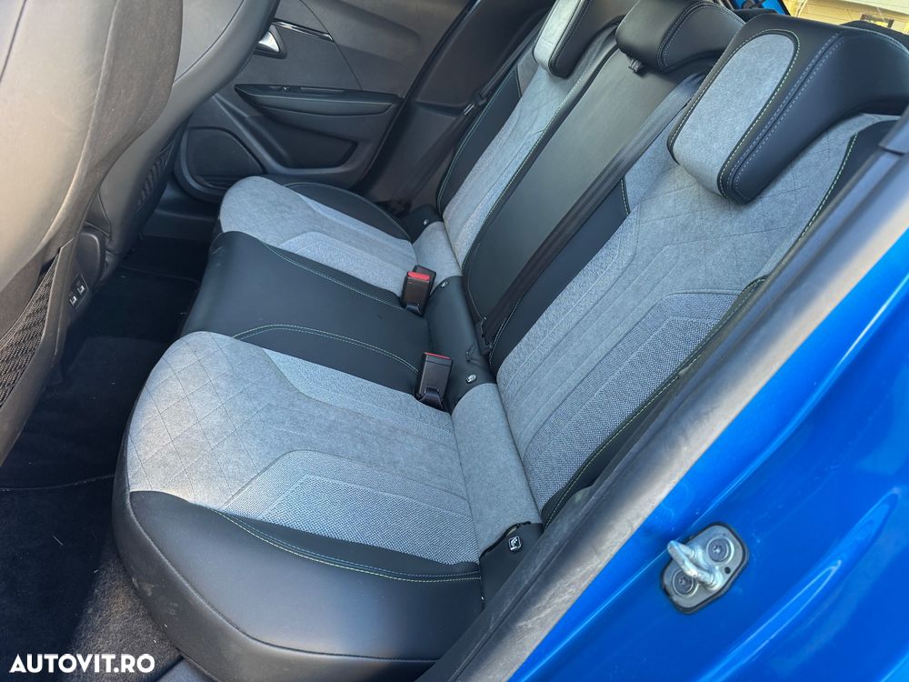 Peugeot 208 e-208 GT Pack - 9