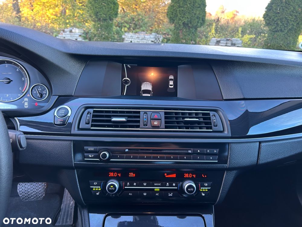 BMW Seria 5 520d Luxury Line - 18