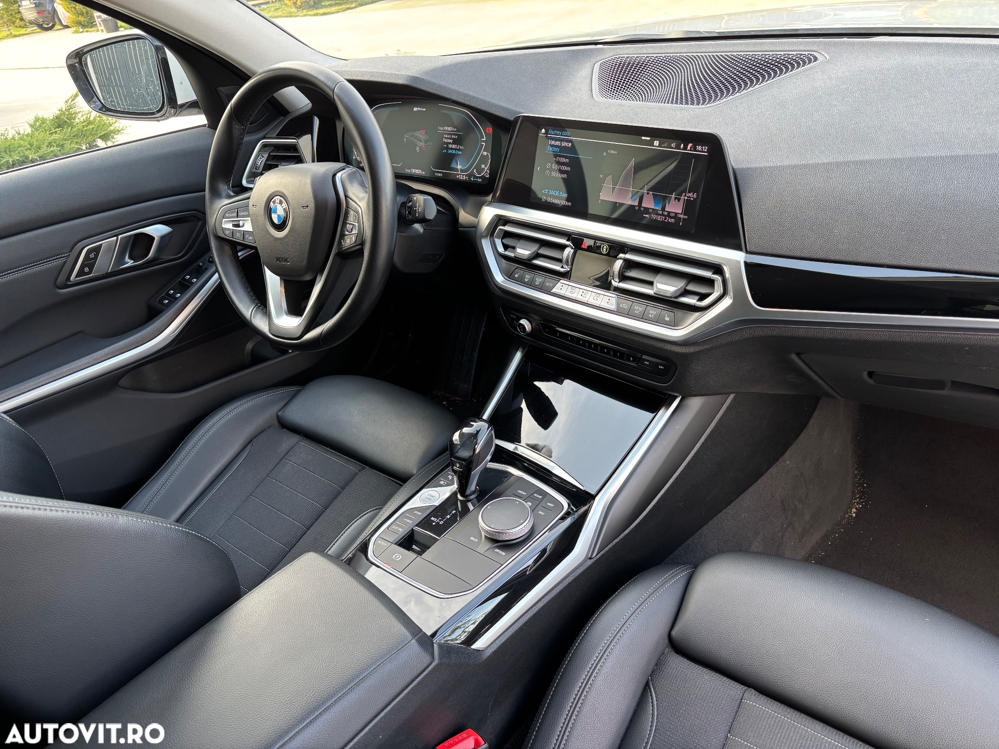 BMW Seria 3 330e AT PHEV - 23