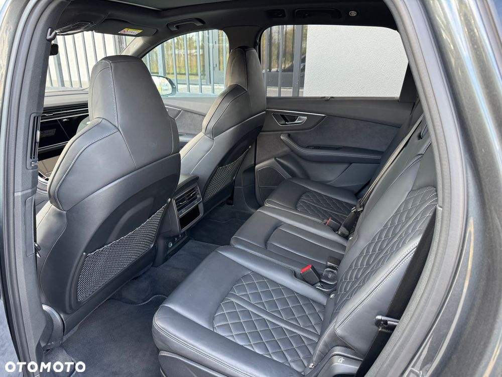 Audi SQ7 - 13