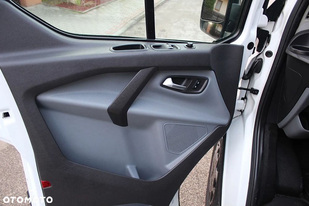 Ford Transit Custom - 17