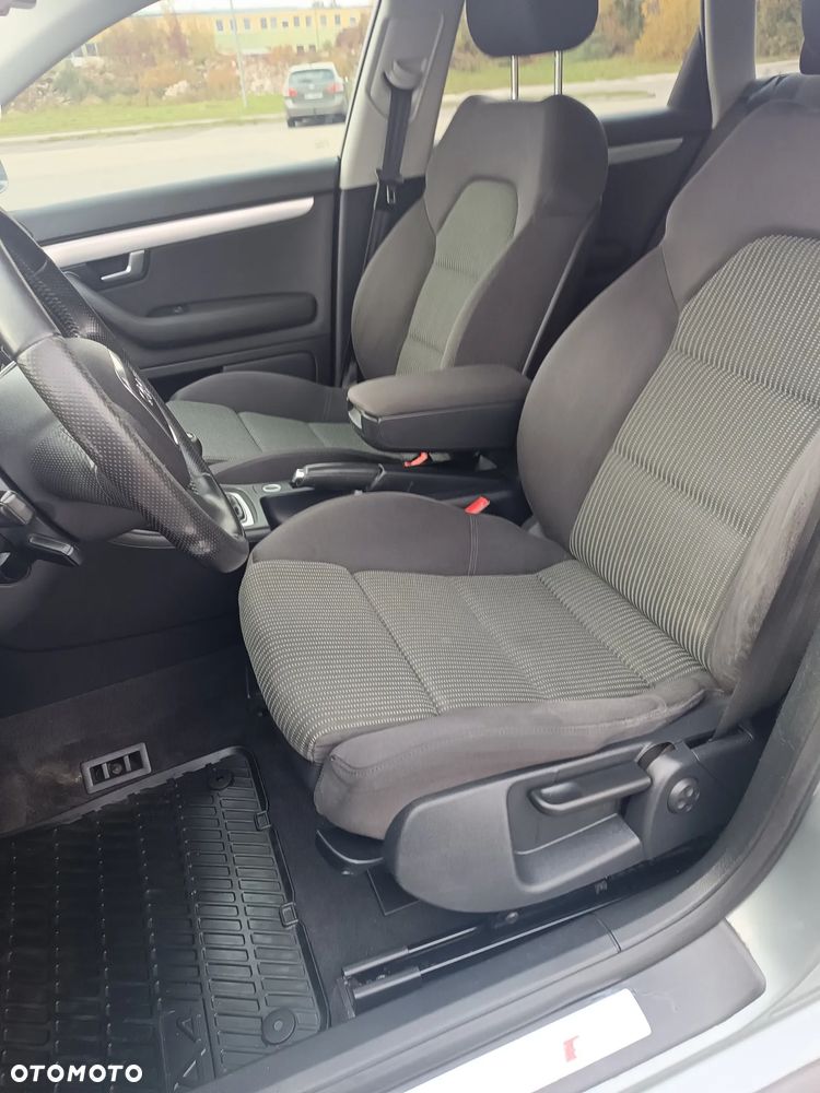 Audi A4 Avant - 10