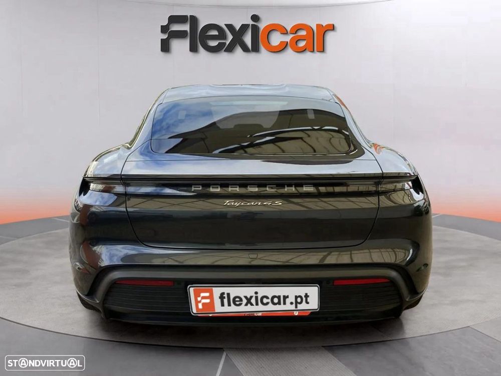 Porsche Taycan 4S - 8