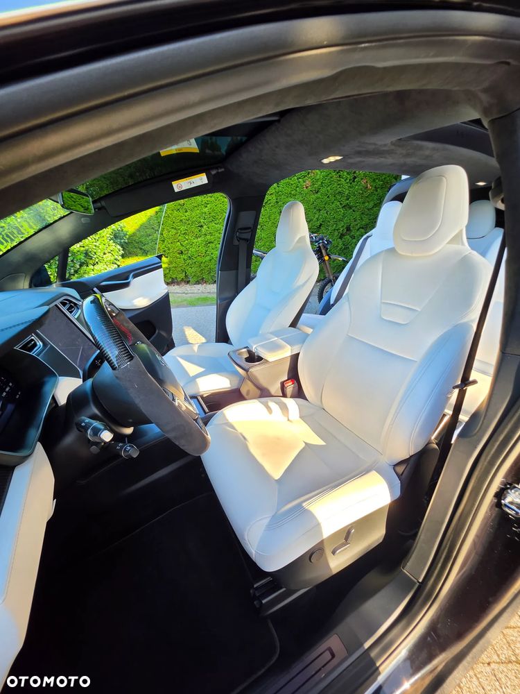 Tesla Model X Long Range Plus - 20
