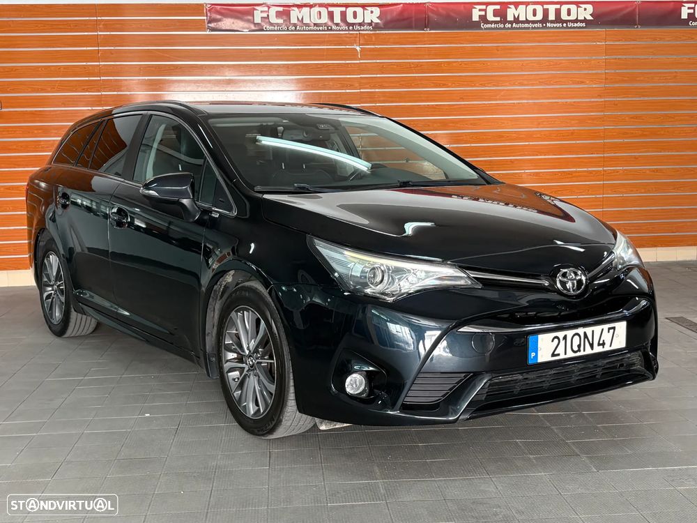 Toyota Avensis Touring Sports 1.6 D-4D Luxury+GPS - 3