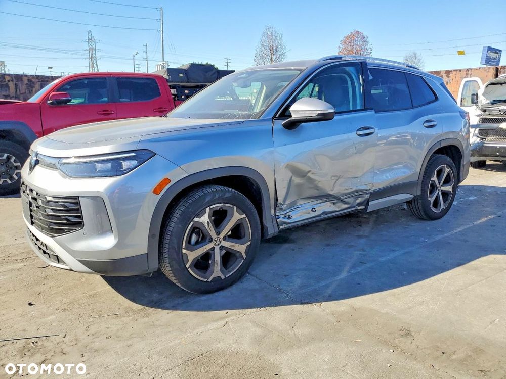 Volkswagen Tiguan - 4