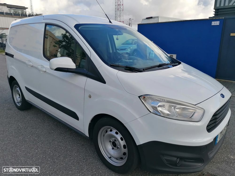 Ford Transit courier - 1