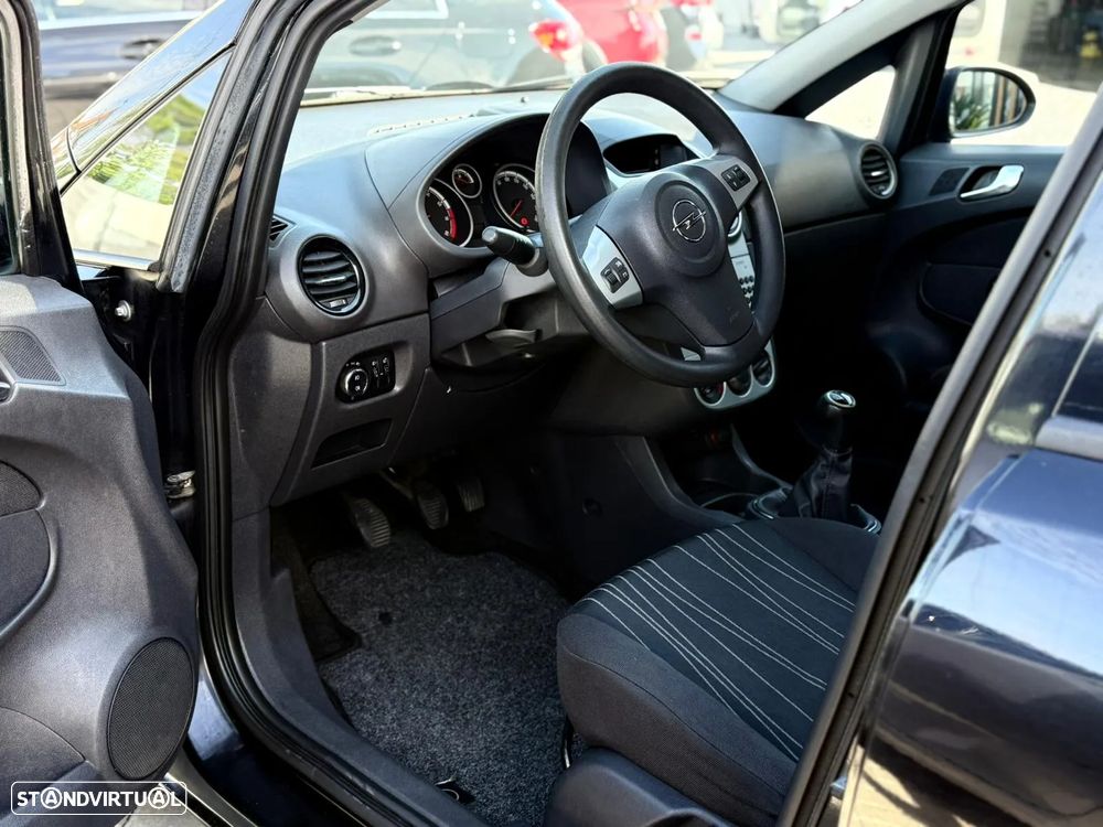 Opel Corsa 1.2 Enjoy - 15