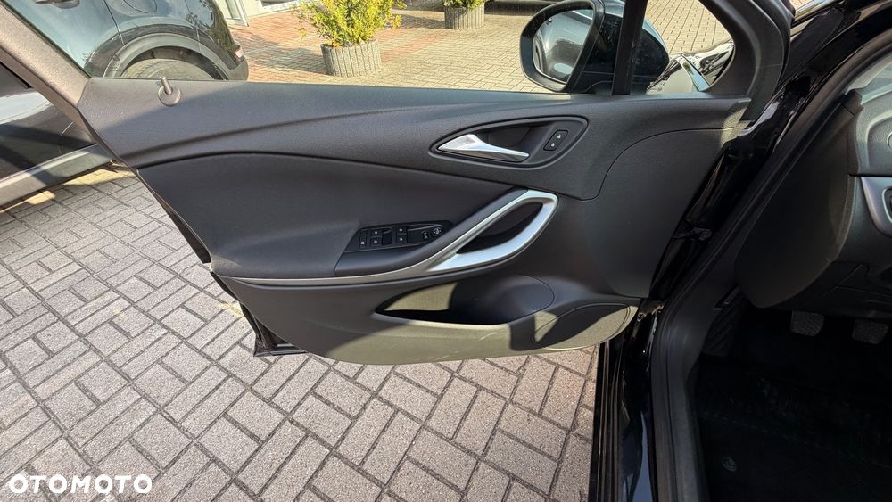 Opel Astra - 25