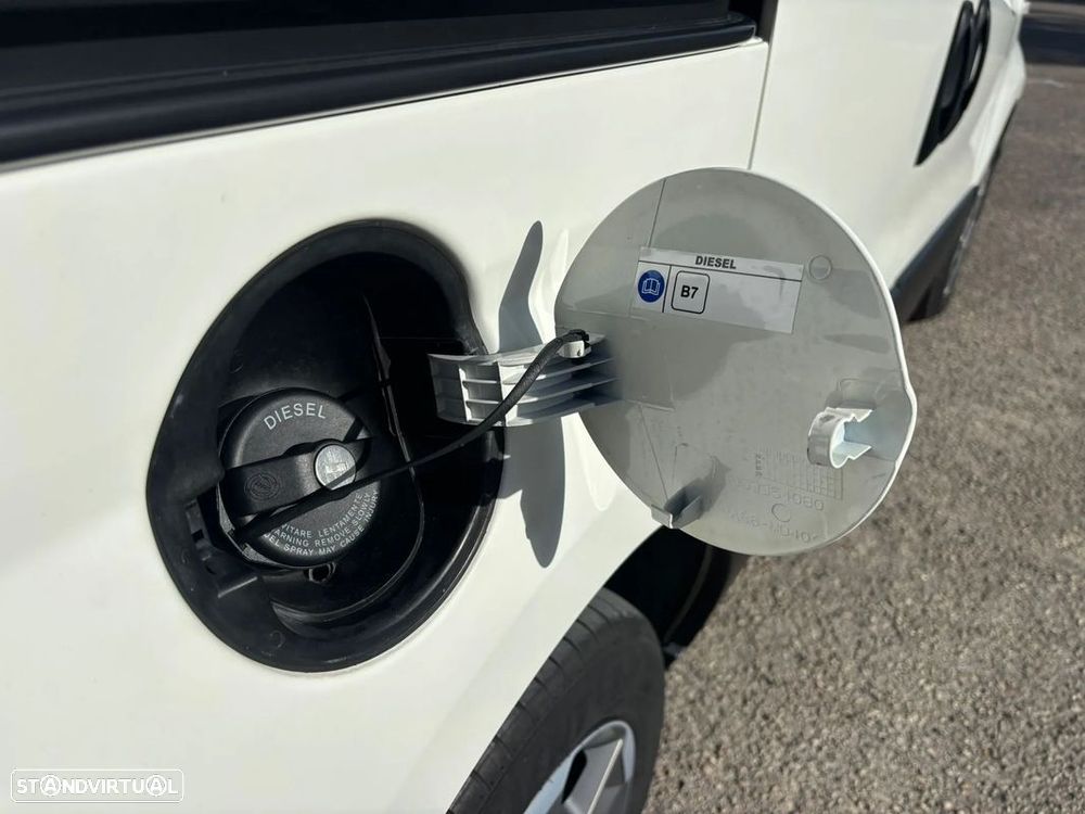 Fiat Fiorino 1.3 M-jet Adventure  A/C IVA DEDUTIVEL - 9