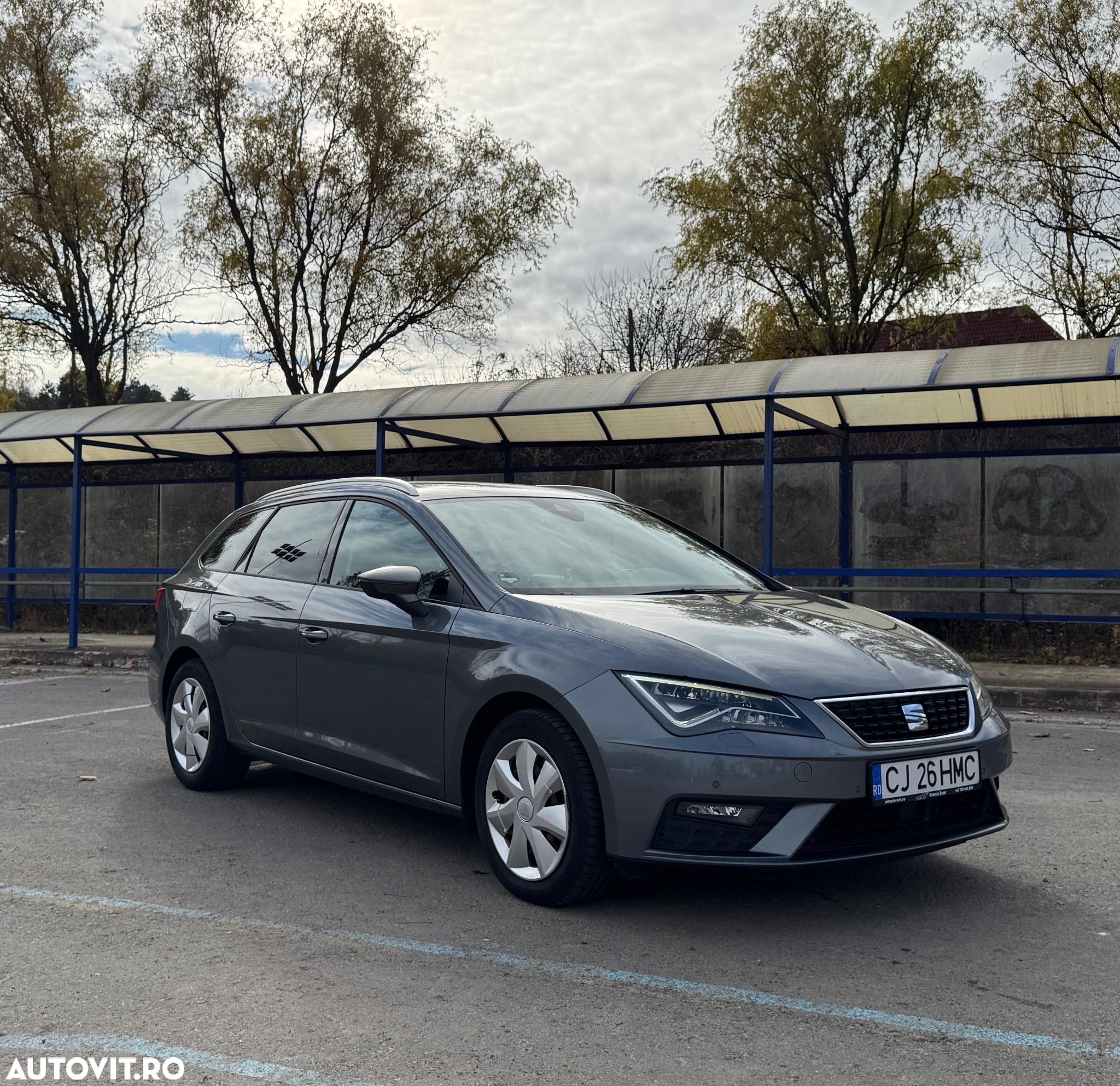Seat Leon 1.6 TDI DSG7 Style - 1