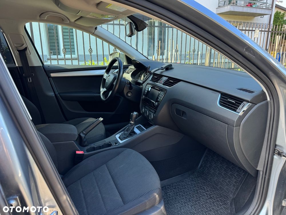 Skoda Octavia 1.8 TSI Ambition DSG - 19