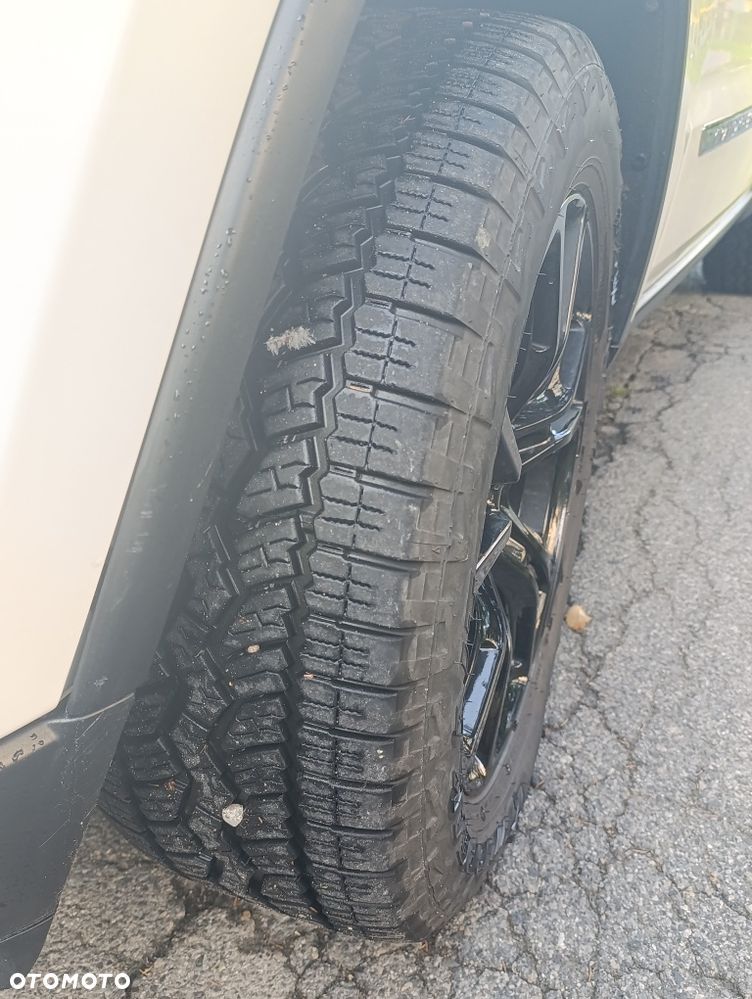 Jeep Grand Cherokee - 4