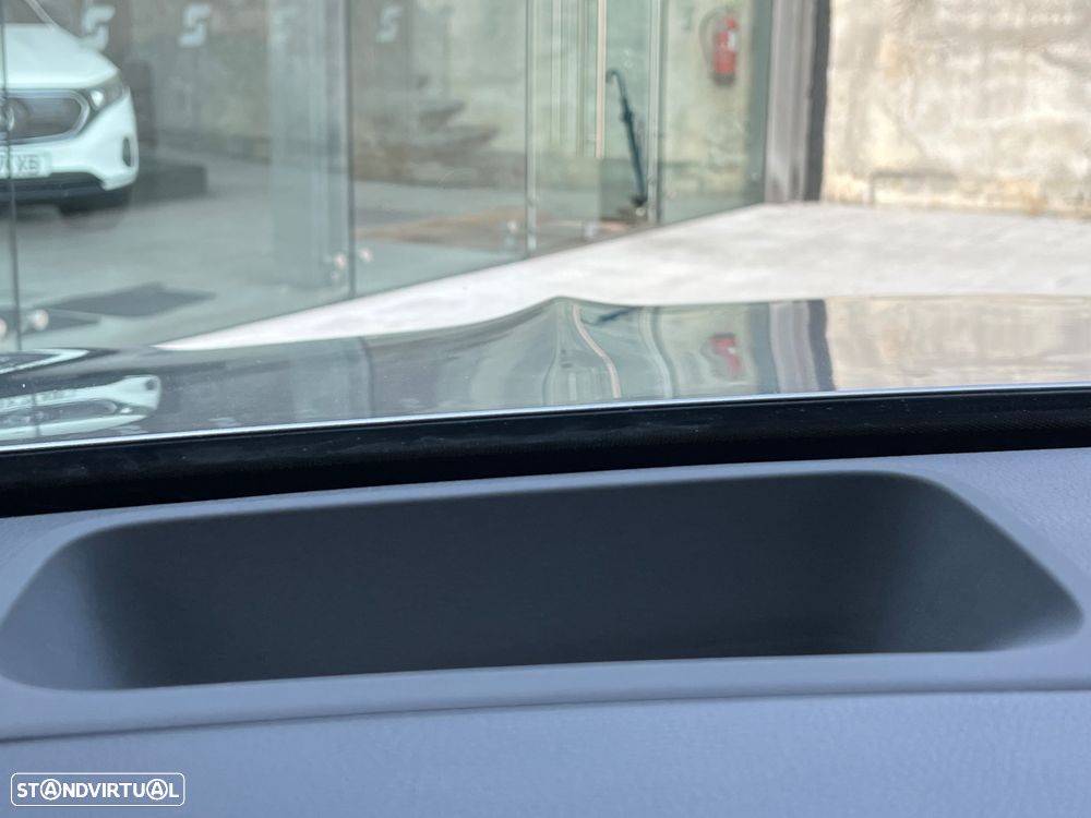 Mercedes-Benz EQB 250+ AMG Line - 26