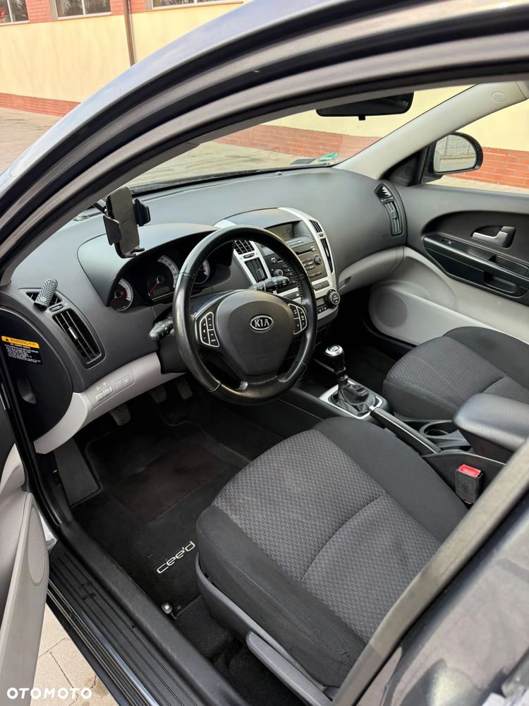 Kia Ceed 1.6 Crdi Optimum + - 12