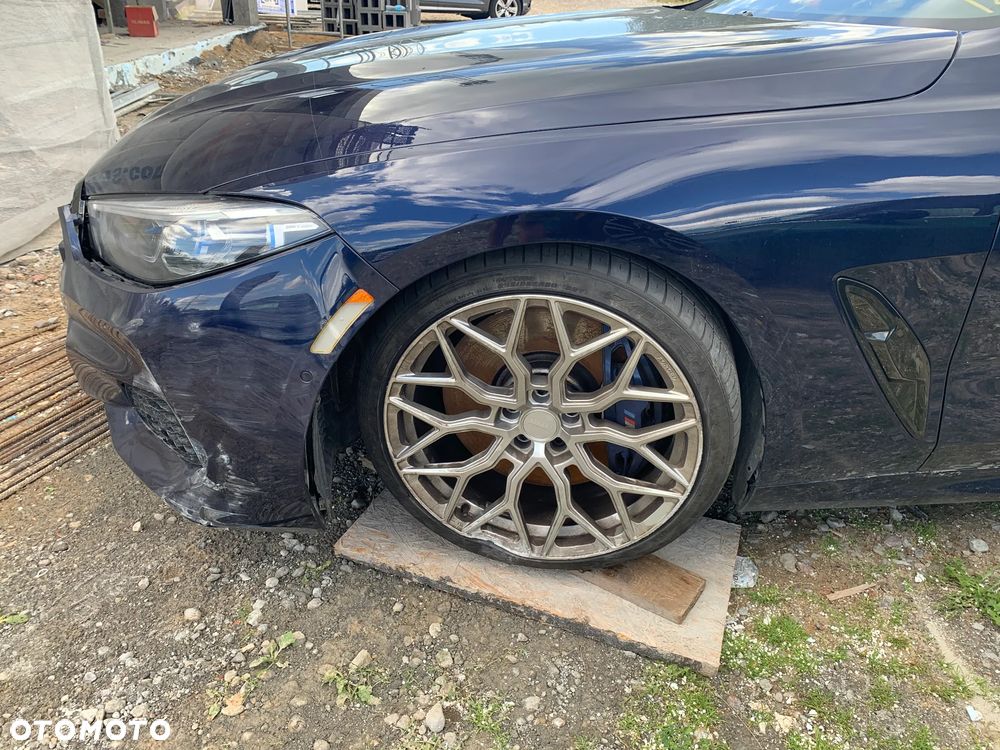 BMW Seria 8 - 7