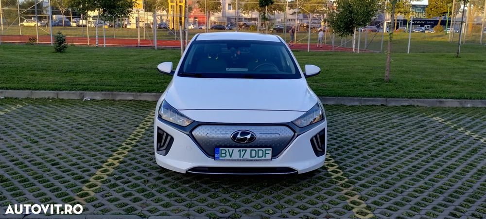 Hyundai IONIQ Style - 5