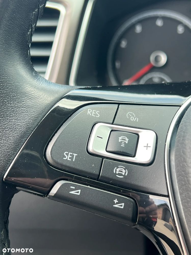 Volkswagen T-Roc 1.0 TSI Style - 12