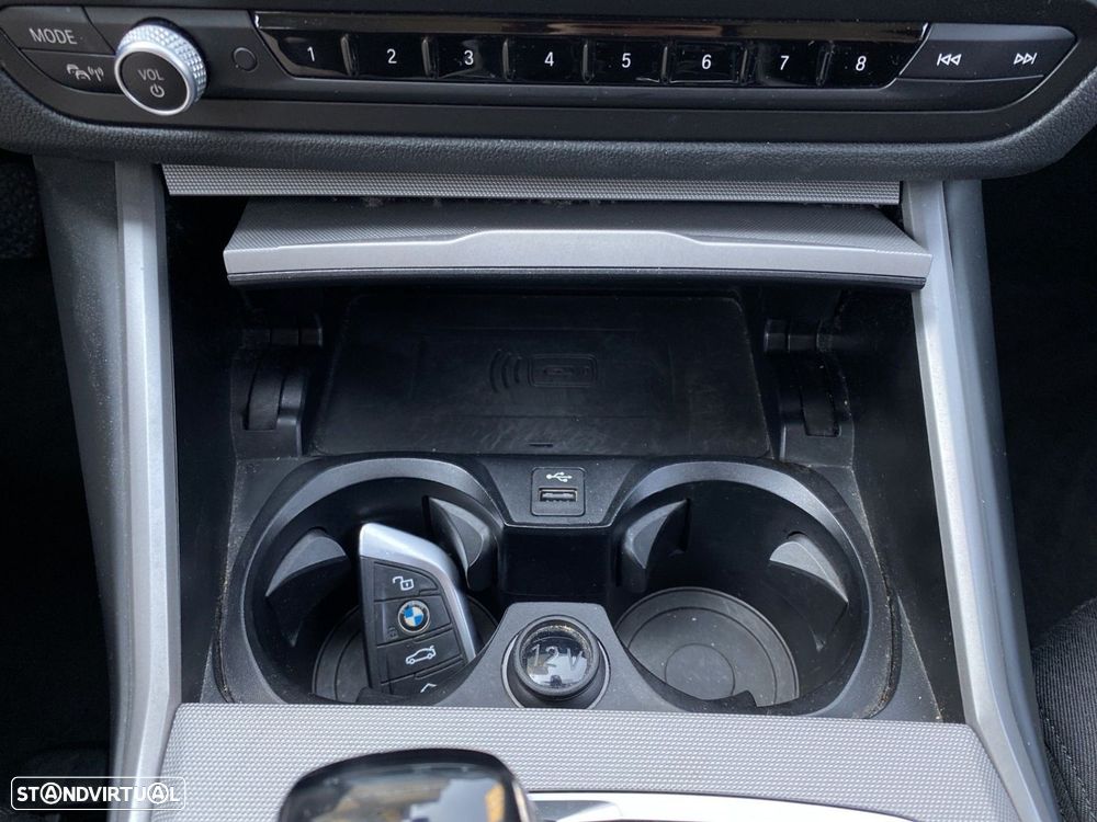 BMW 330 e Auto - 13