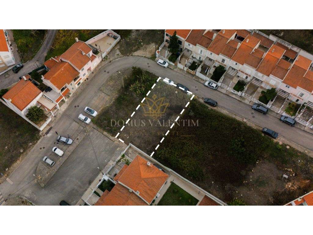 Terreno em Sesimbra - a apenas 10 minutos da praia! - Grande imagem: 2/8