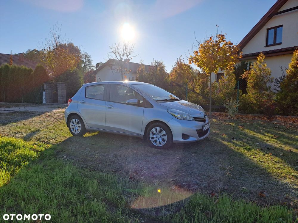 Toyota Yaris - 13