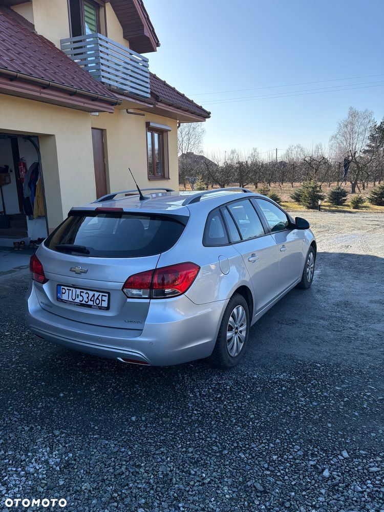 Chevrolet Cruze 1.7 D LT+ - 6