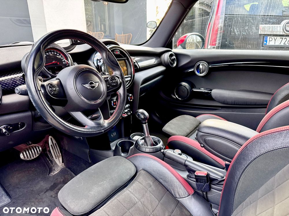 MINI John Cooper Works - 9