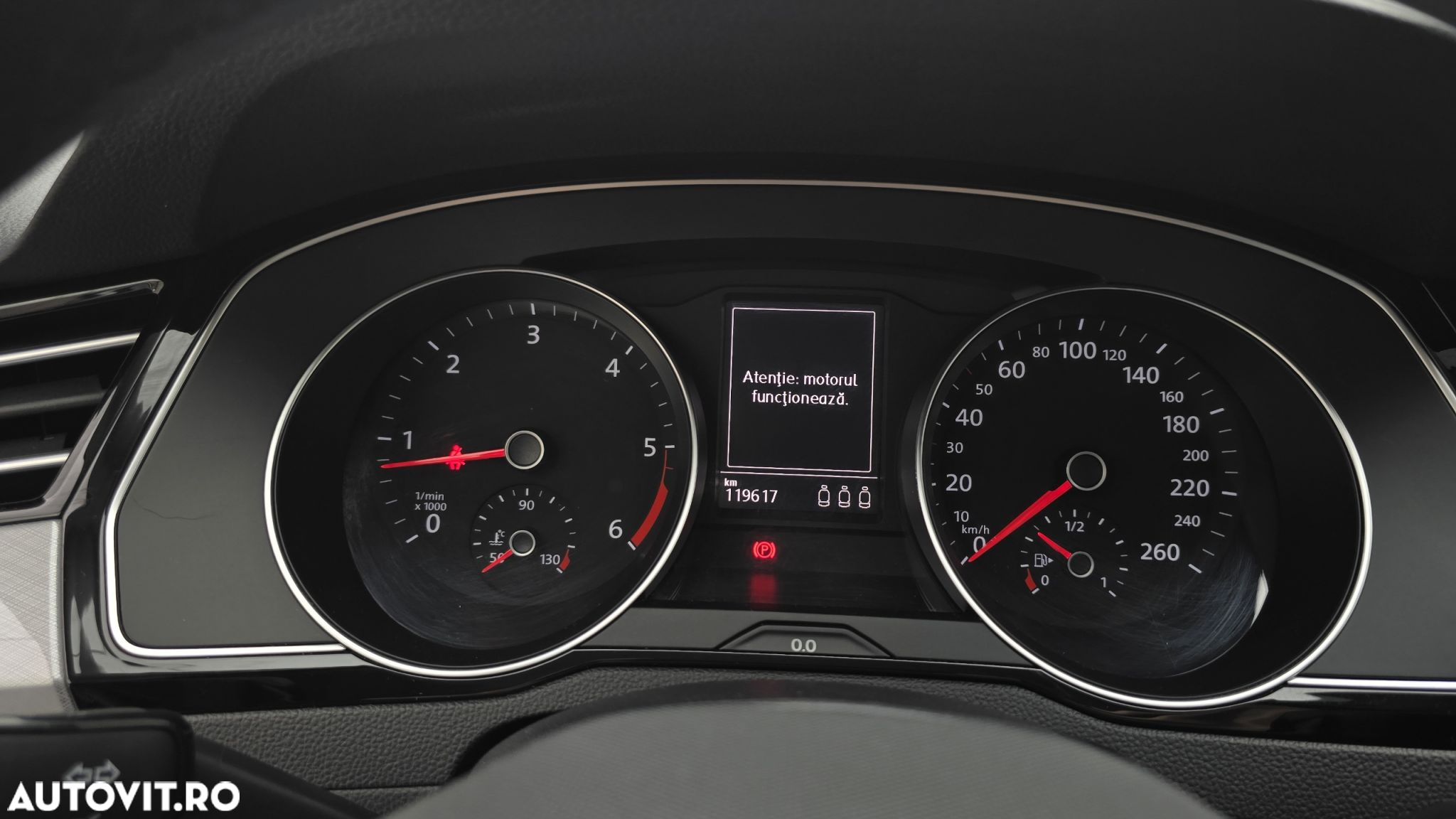 Volkswagen Passat 2.0 TDI DSG Comfortline - 16