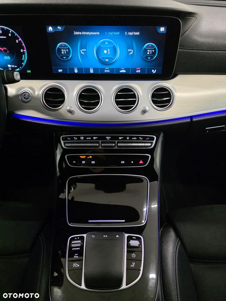 Mercedes-Benz Klasa E 300 de 9G-TRONIC AMG Line - 13
