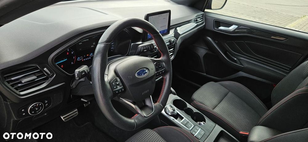 Ford Focus 1.5 EcoBoost Start-Stopp-System ST-LINE - 6