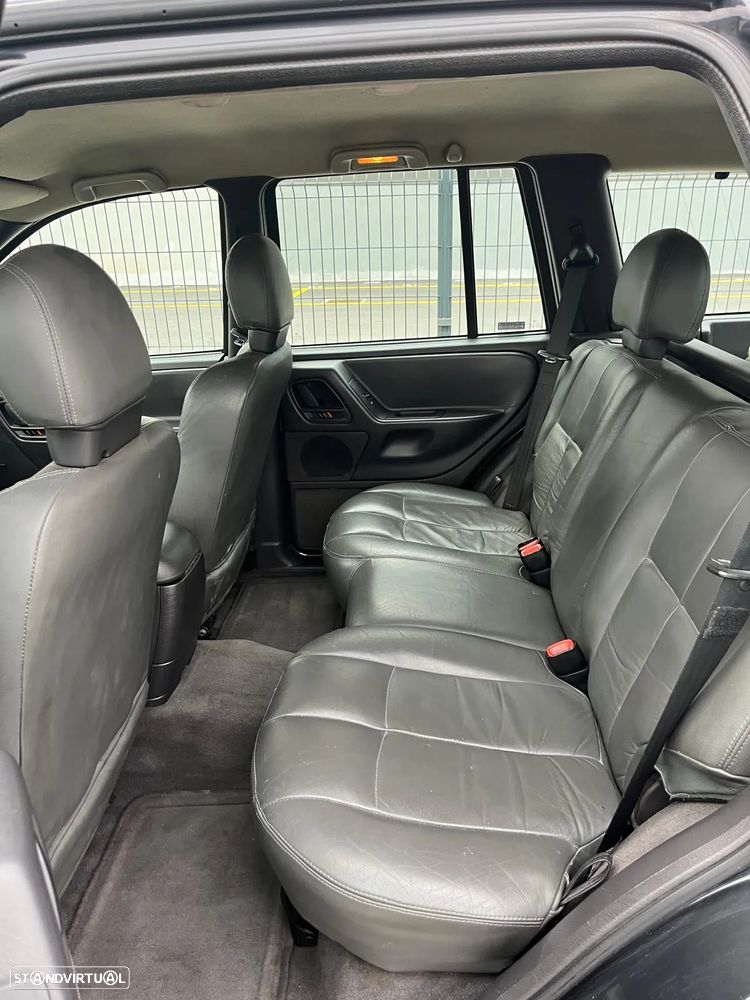 Jeep Grand Cherokee 3.1 TD Laredo - 15