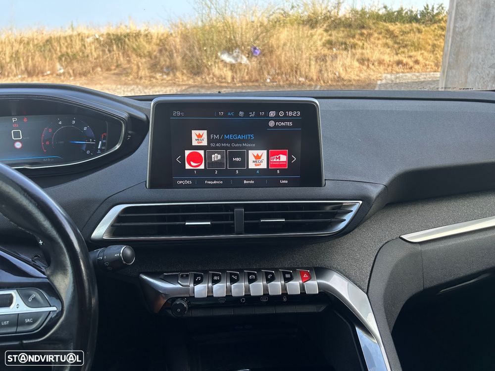Peugeot 3008 BlueHDi 120 EAT6 Stop & Start Allure - 25