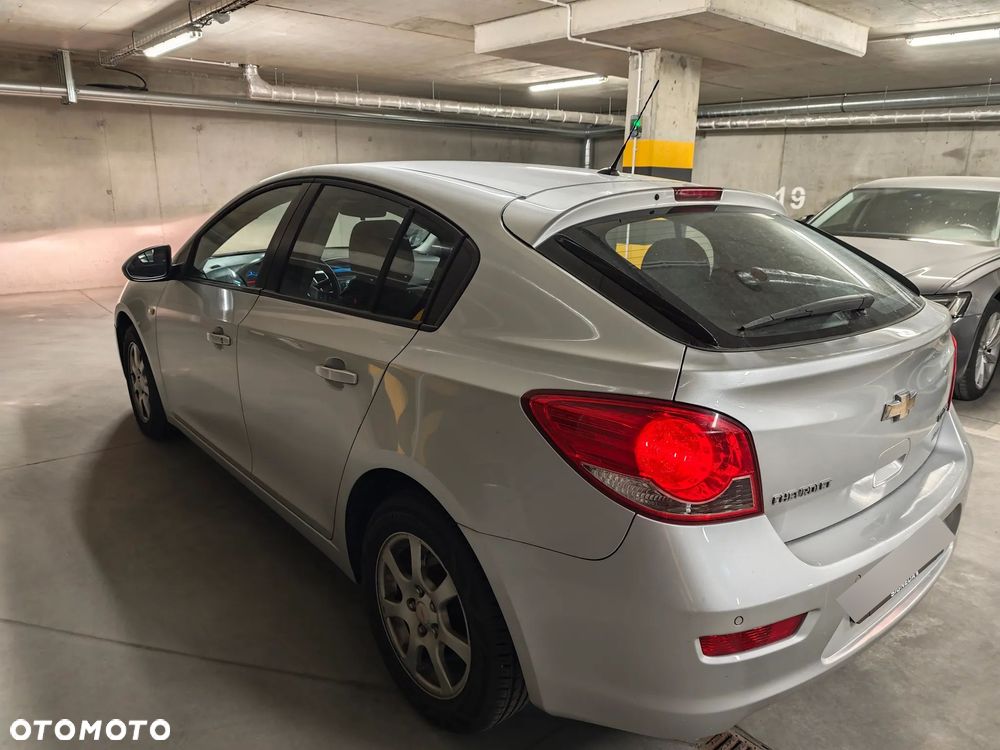 Chevrolet Cruze - 6