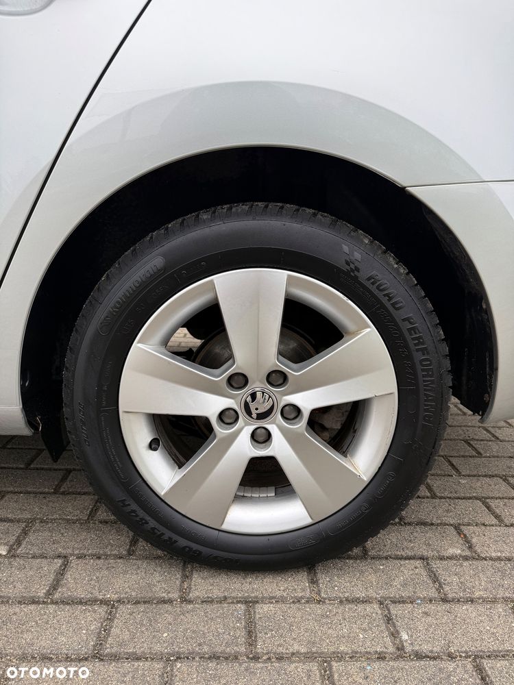 Skoda RAPID - 20