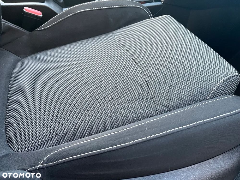 Renault Megane ENERGY TCe 100 LIFE - 11