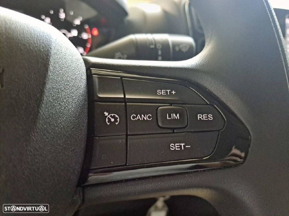 Peugeot Boxer 2.2 BlueHDi 140 S&S 333 L2H1 - 18