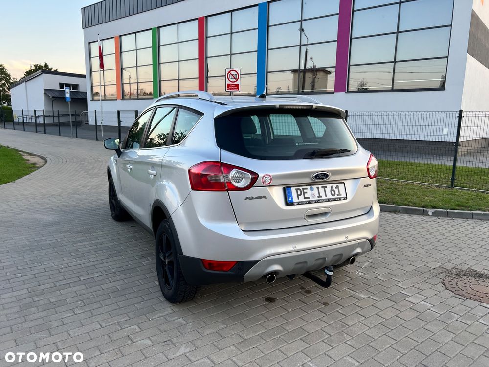 Ford Kuga 2.0 TDCi 2x4 Titanium - 33