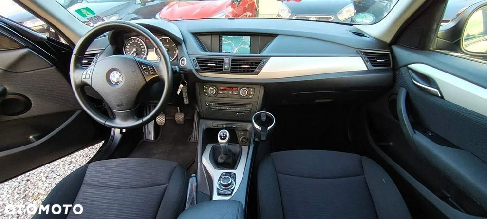 BMW X1 sDrive18d - 10