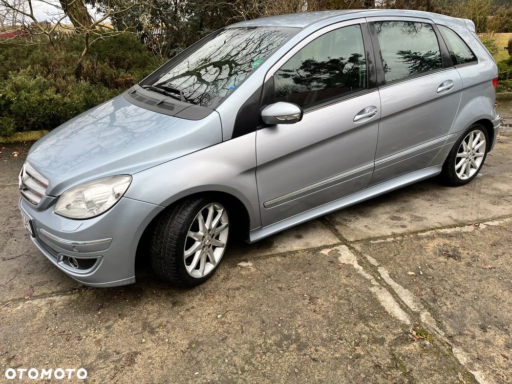 Mercedes-Benz Klasa B - 1